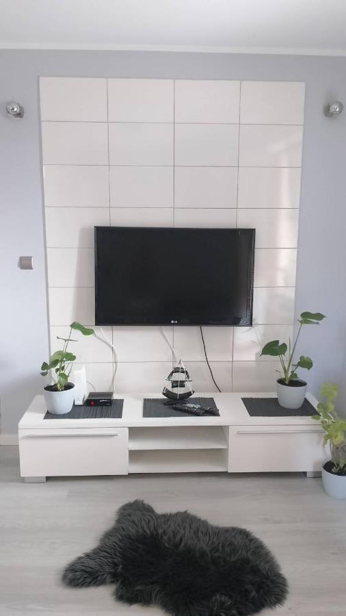 Apartament Zalesie Z Tarasem Lubiń Exterior foto