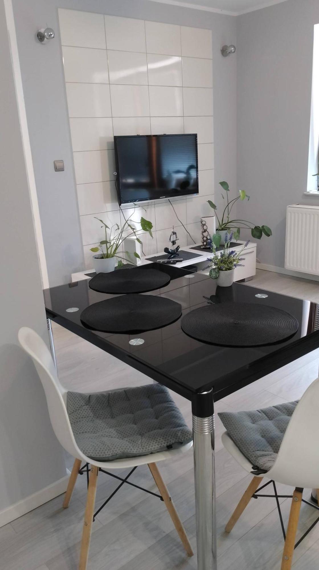 Apartament Zalesie Z Tarasem Lubiń Exterior foto